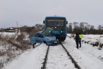 Tragická nehoda na železničním přejezdu ve Smetanově Lhotě