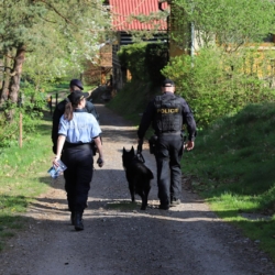 Policisté pokračují v kontrolách rekreačních objektů