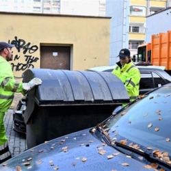 Písečtí popeláři ročně najedou přes 93 000 kilometrů a vyvezou 5 600 tun odpadu