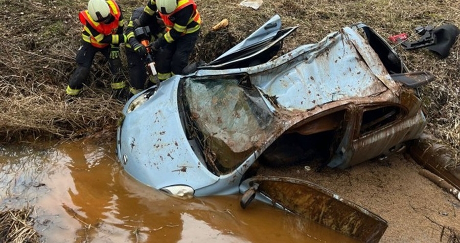 Při dopravní nehodě na Českobudějovicku zemřel řidič